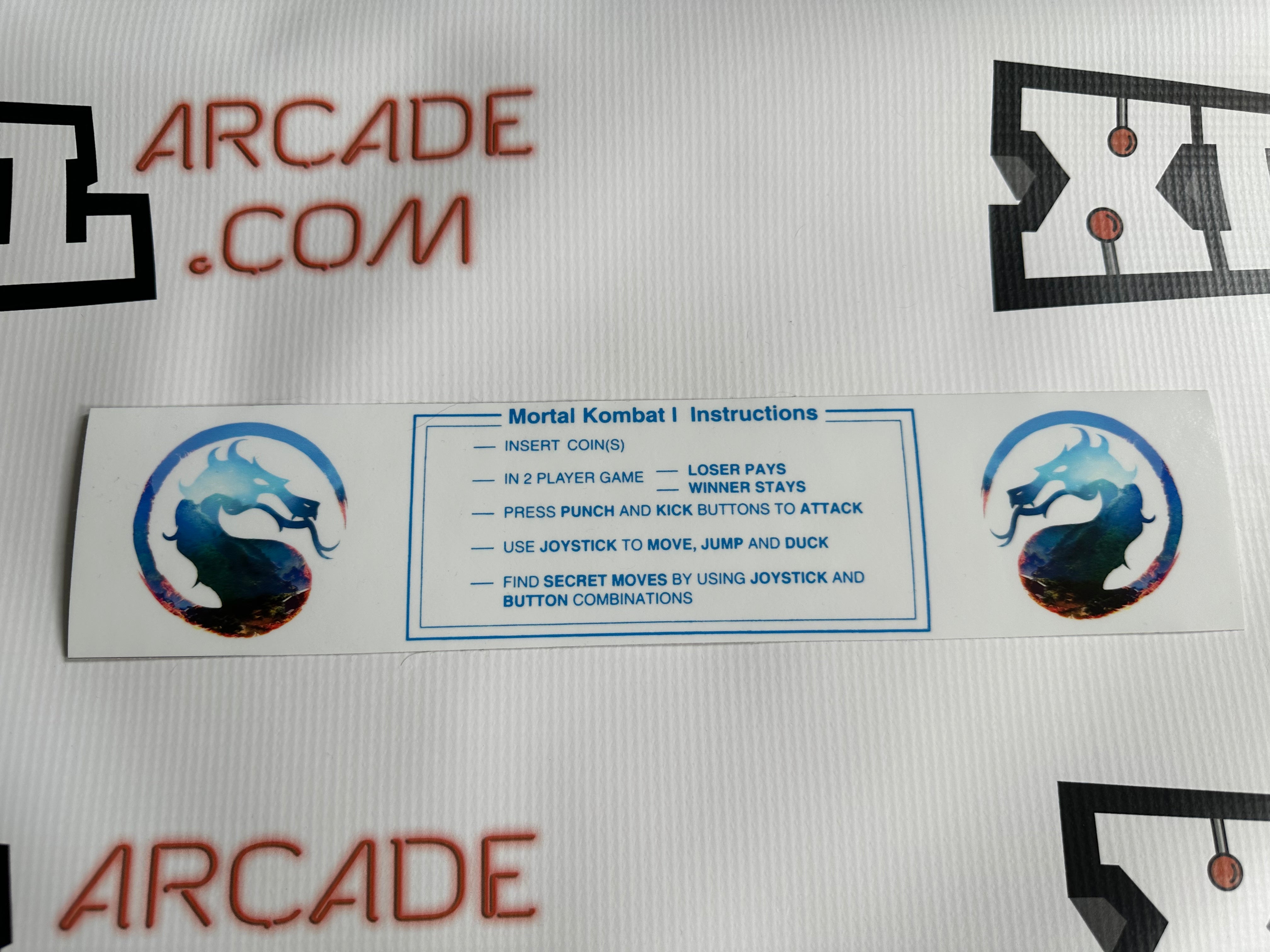 Carte d'instructions de Mortal Kombat 1 2023
