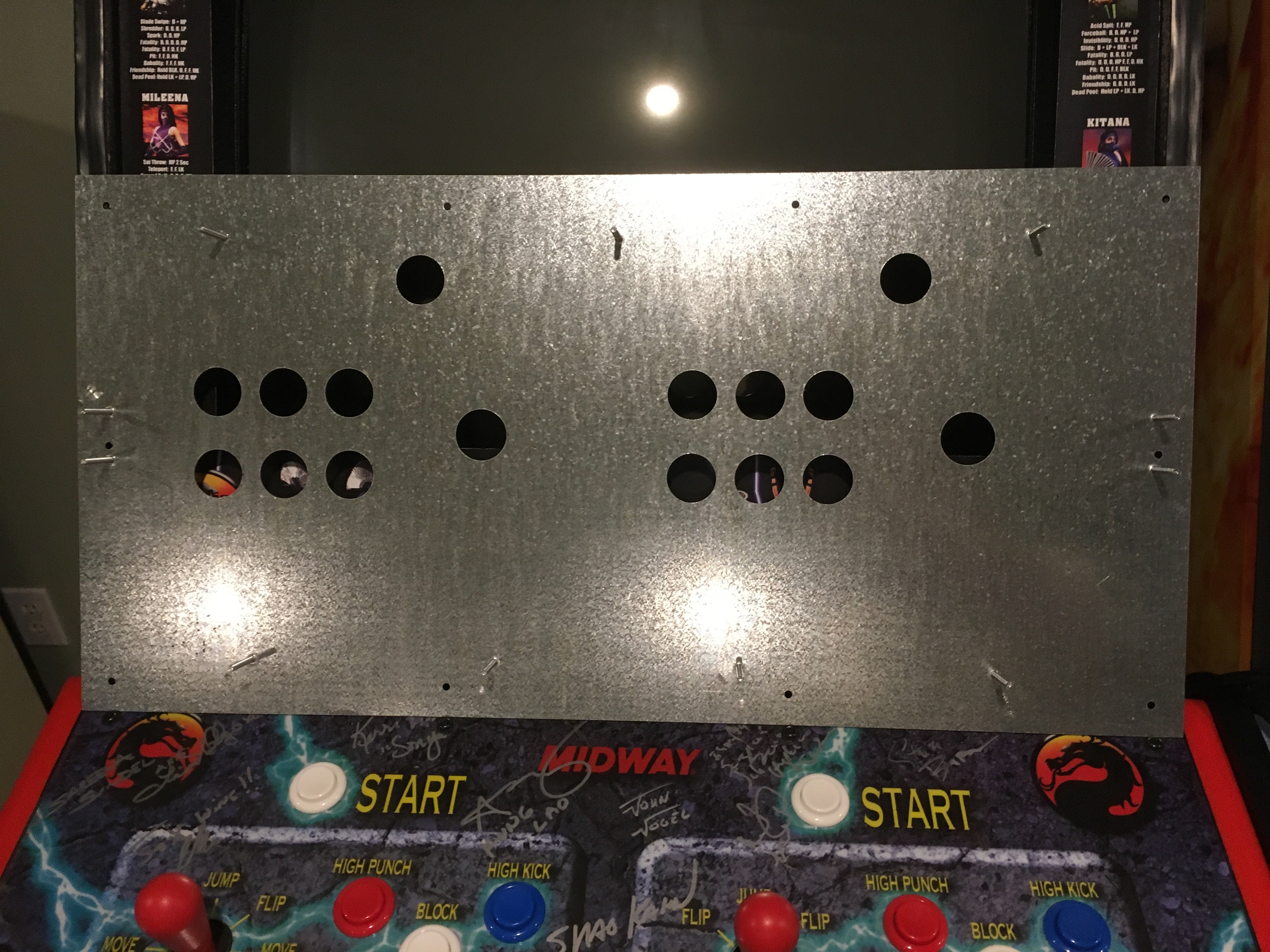 Panel de control metálico de 6 botones estilo Mortal Kombat