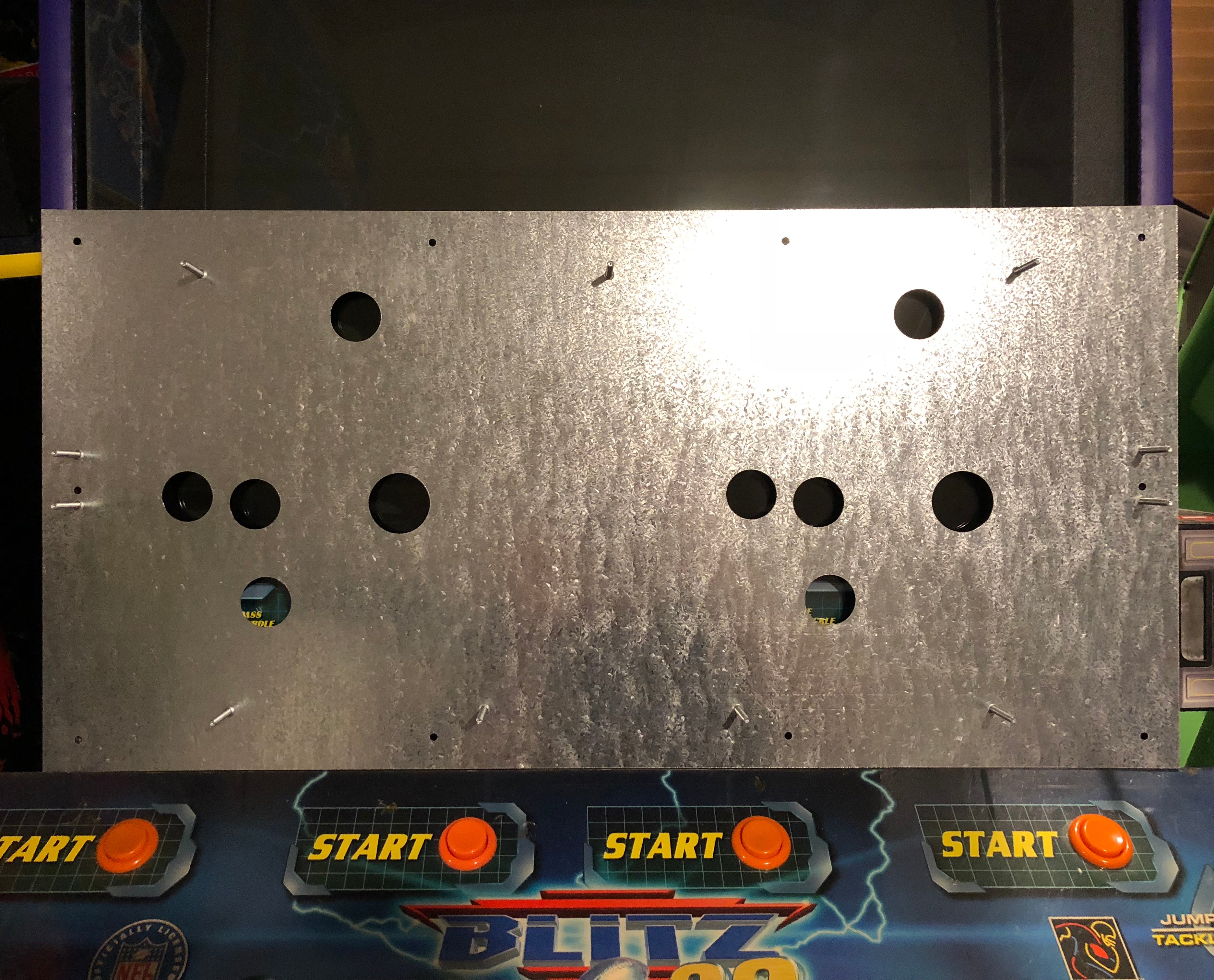 Panneau de commande en métal pour joueurs NFL Blitz 2