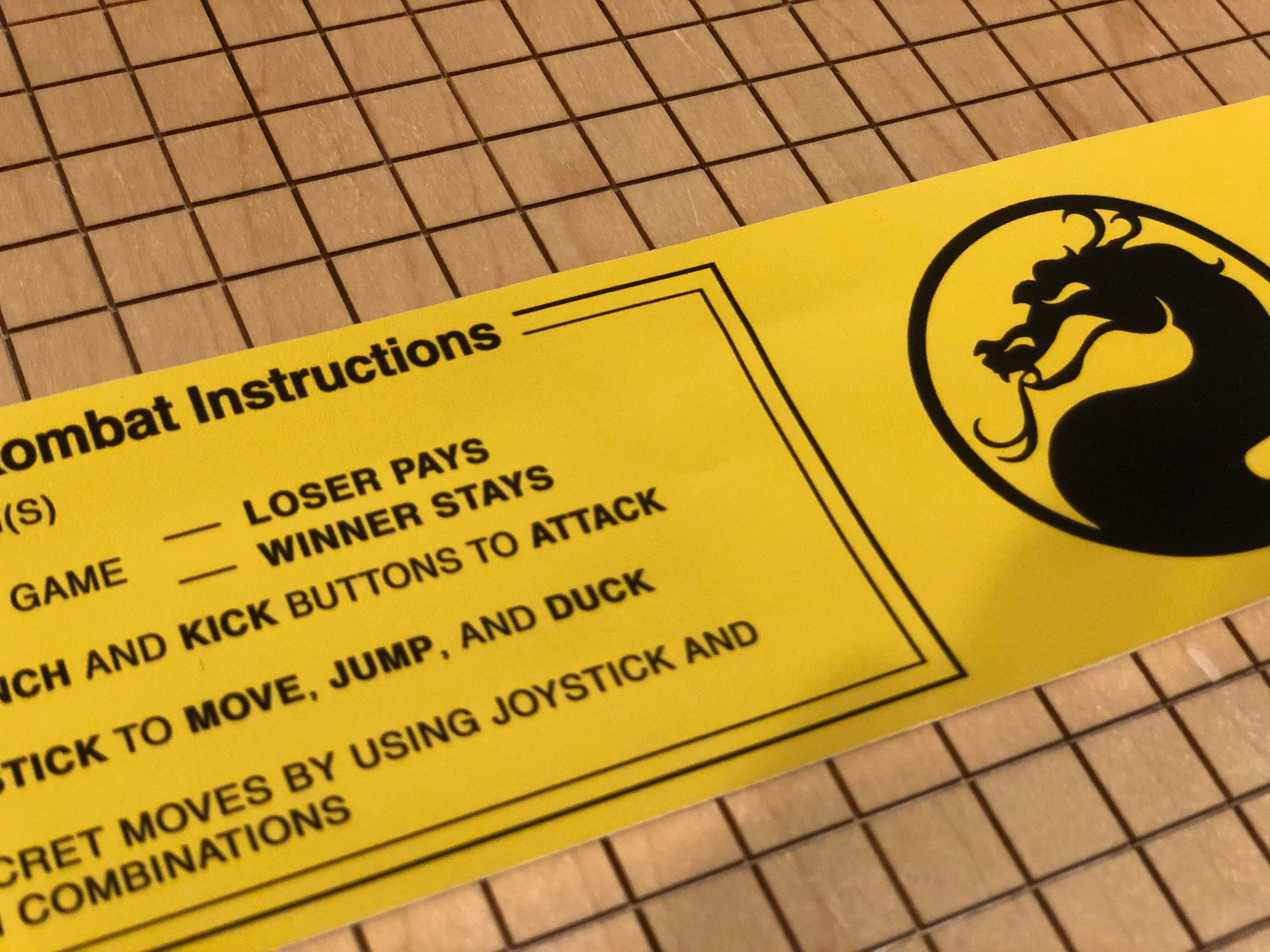 Carte d'instructions de Mortal Kombat