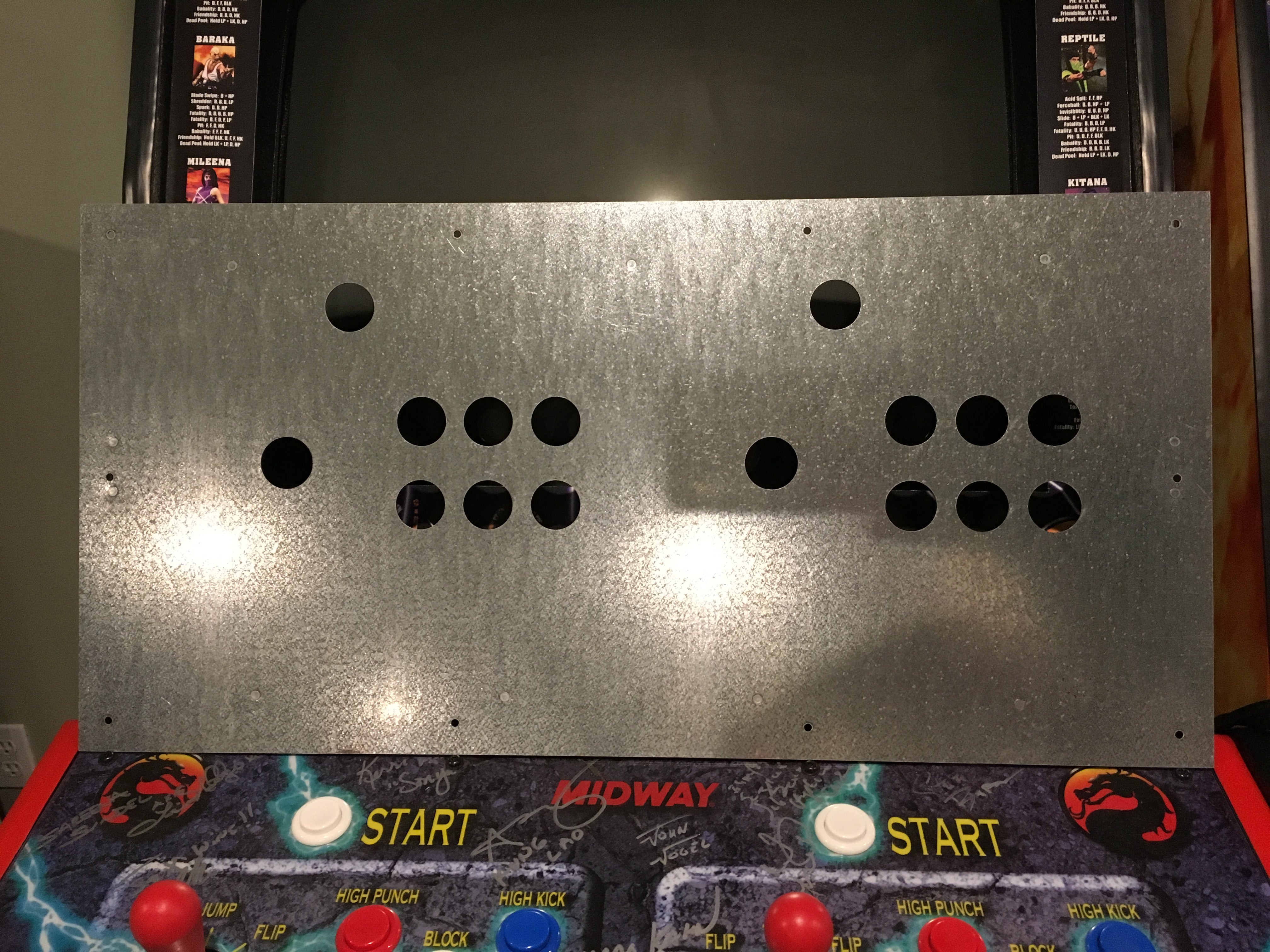Panel de control metálico de 6 botones estilo Mortal Kombat