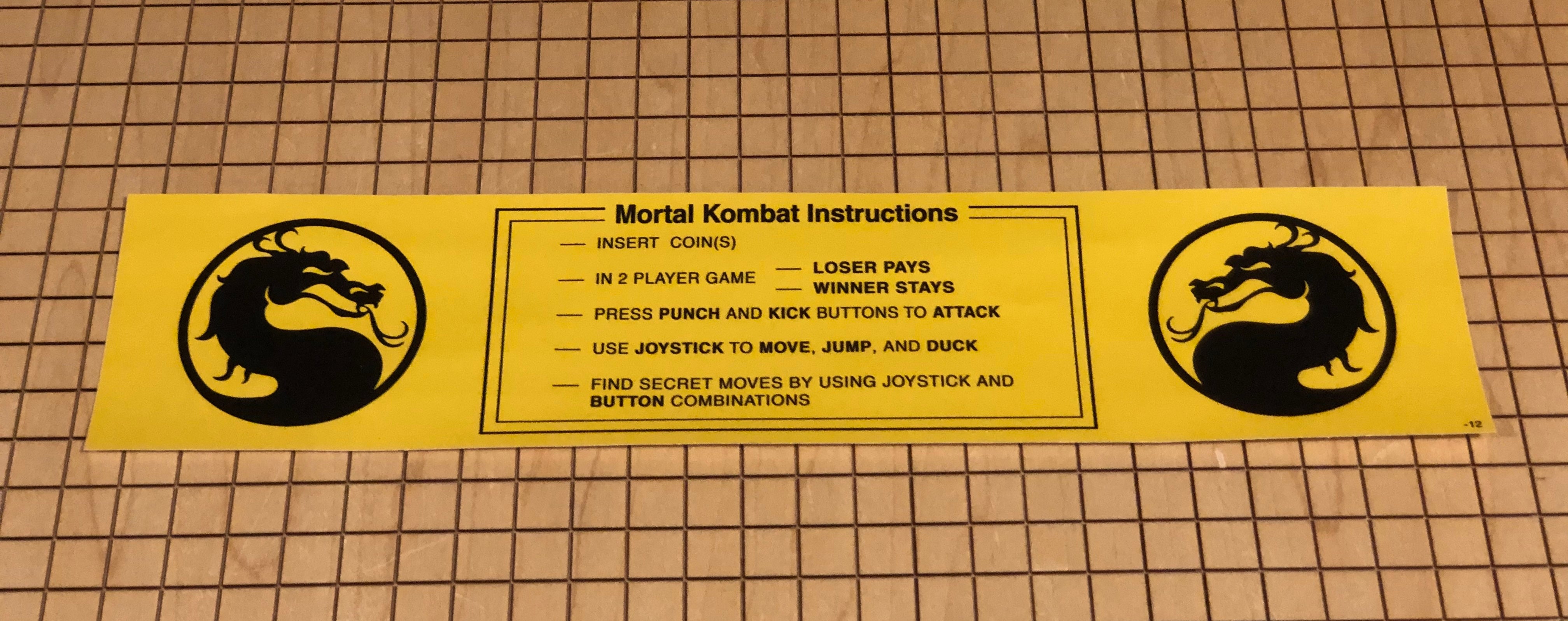 Carte d'instructions de Mortal Kombat