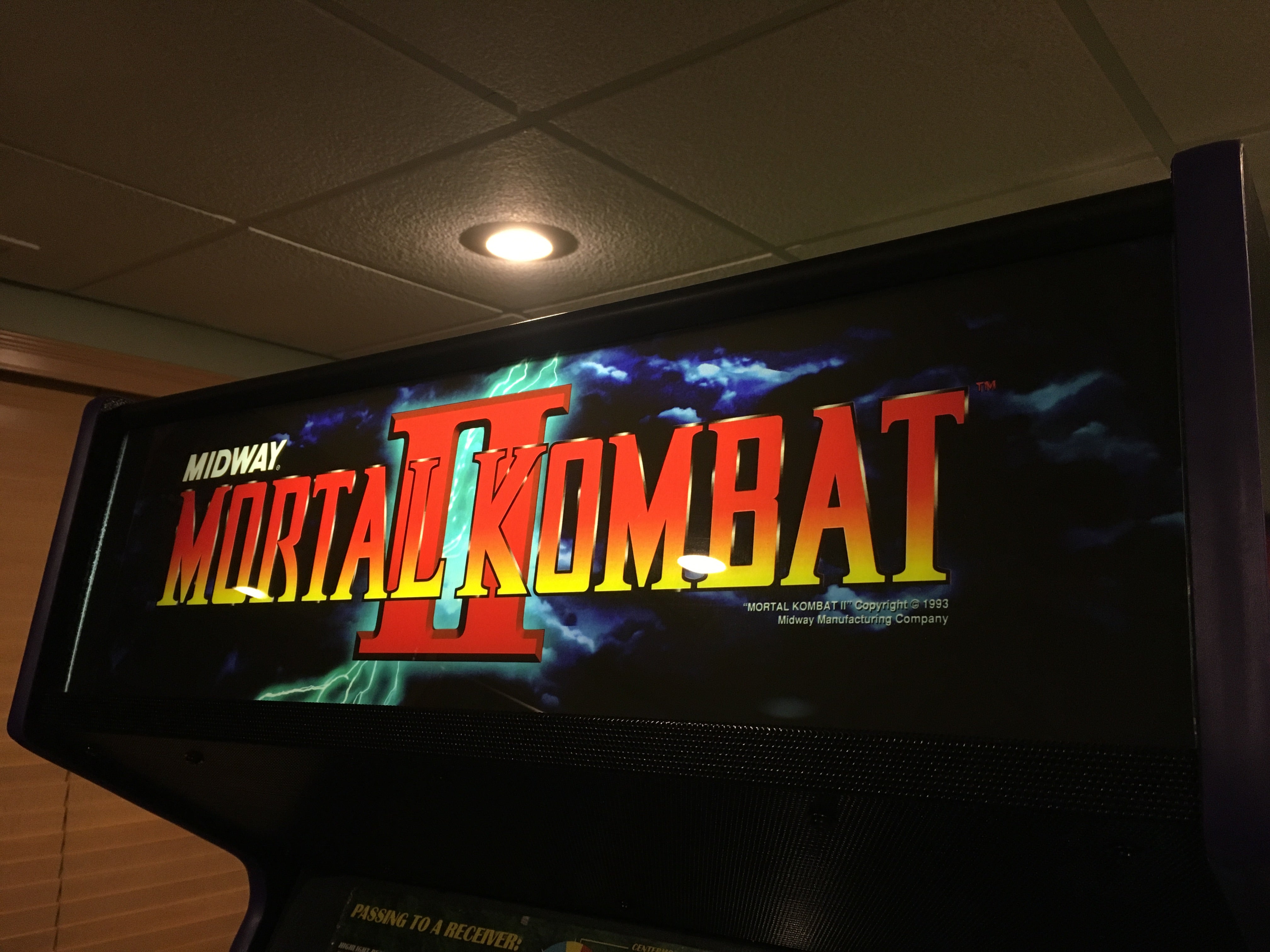 Chapiteau Mortal Kombat 2
