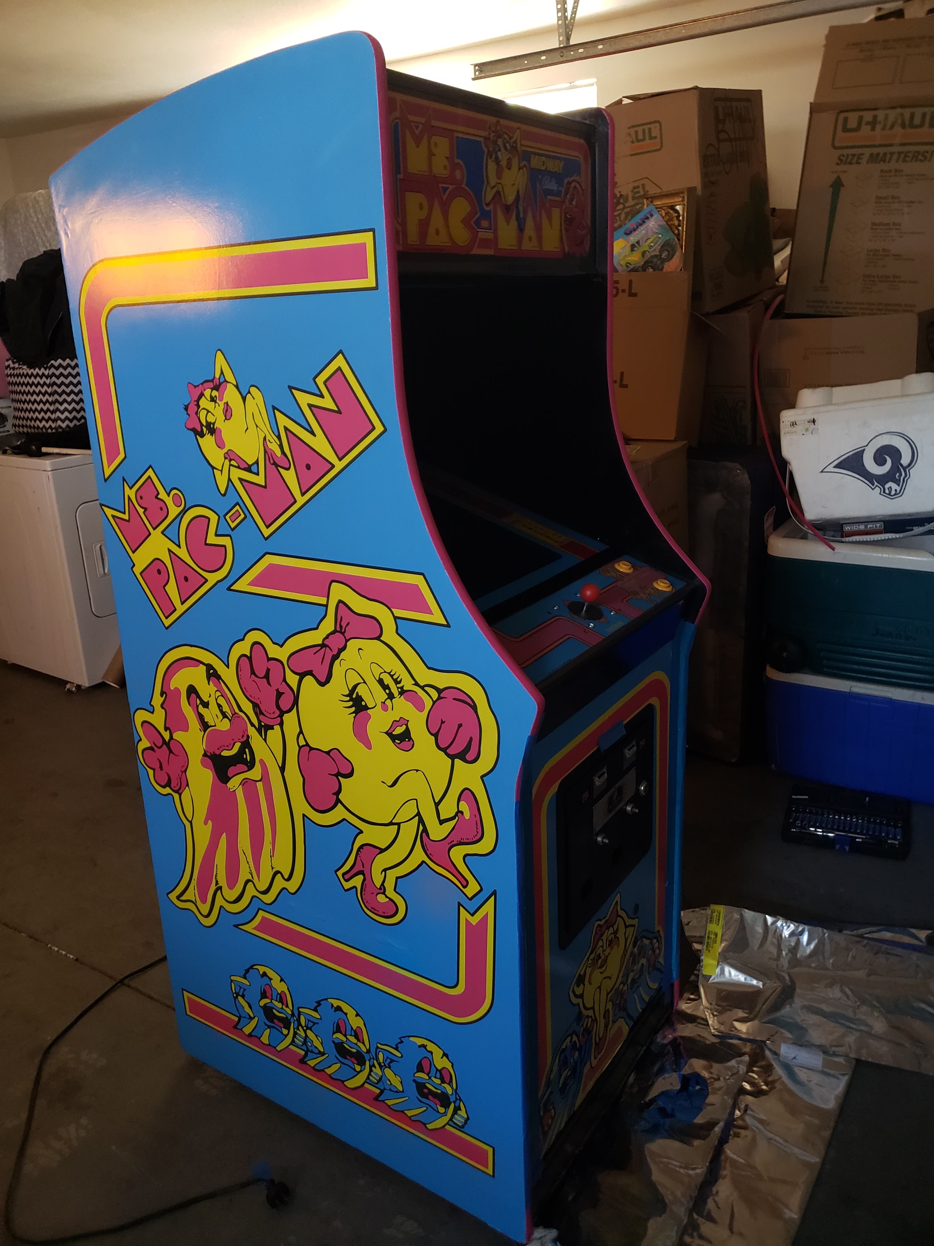 Ms Pac-Man Side Art